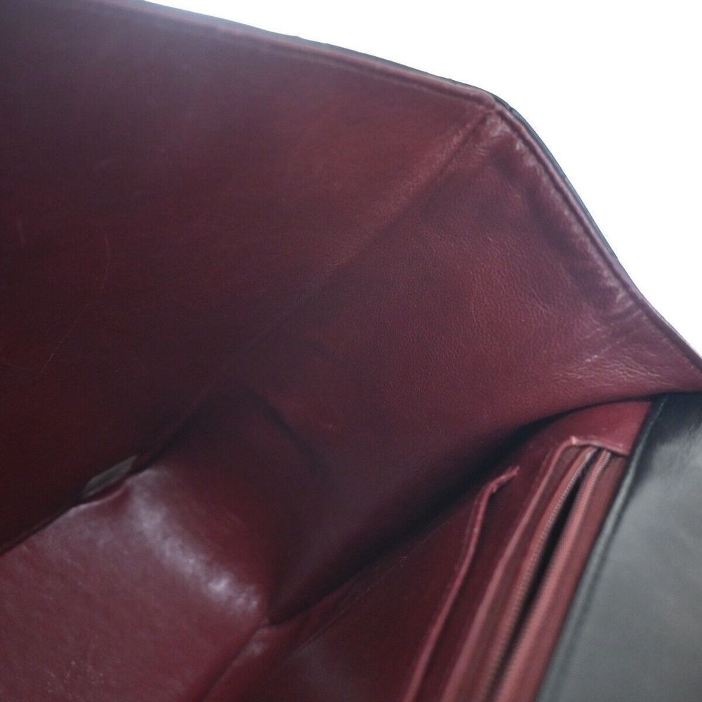 CHANEL Matelasse Handbag - Picture 11 of 16